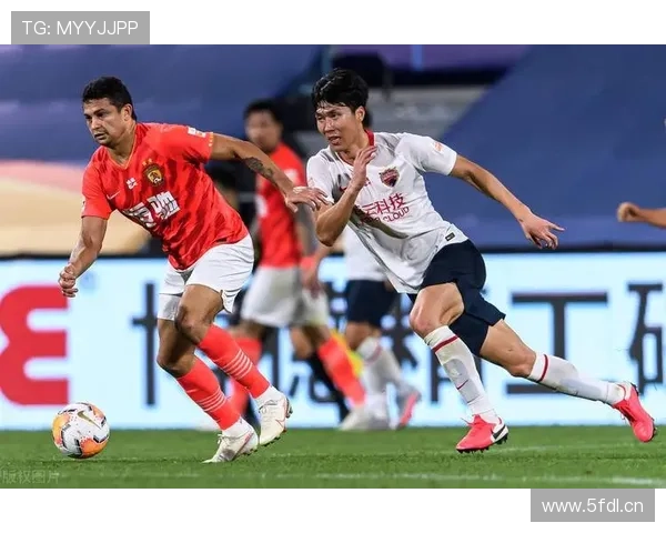 中甲联赛精彩纷呈 争冠形势愈加激烈 多队迎来关键对决 - 副本 (2) - 副本